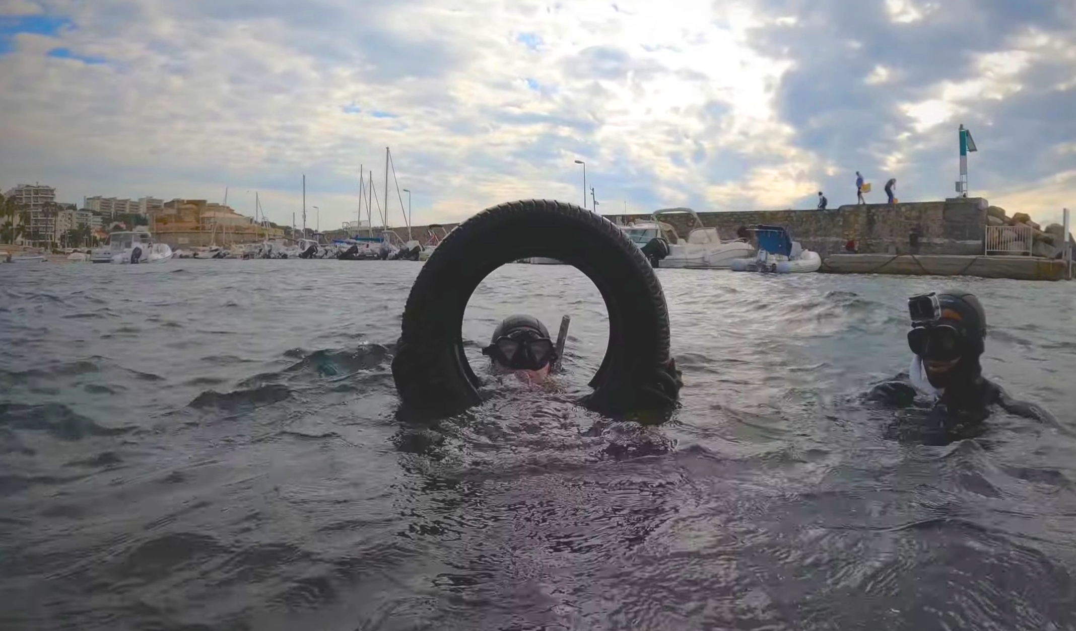 Photo sous-marine d'un récif corallien
